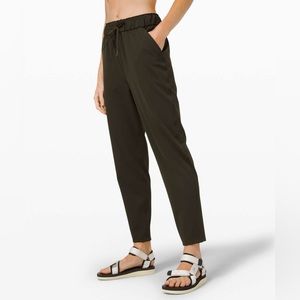 Lululemon Stretch High-Rise Pant 7/8 Length